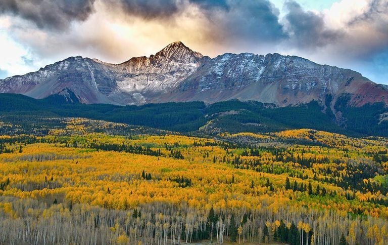 Telluride, Colorado Travel Guide + Packing Tips